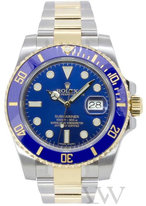 rolex oyster perpetual submariner face.